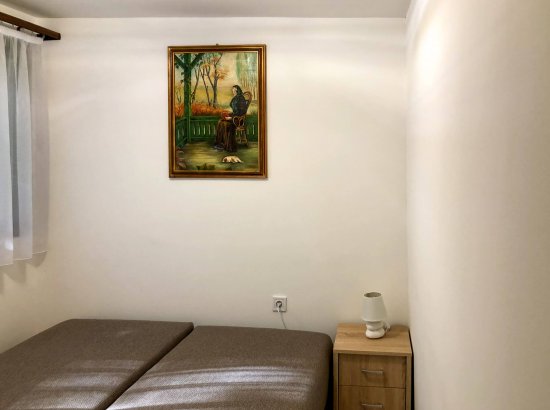 Hálószoba kinyitott ággyal